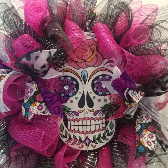 Sugar skull Halloween wreath - Picture 1 of 3
